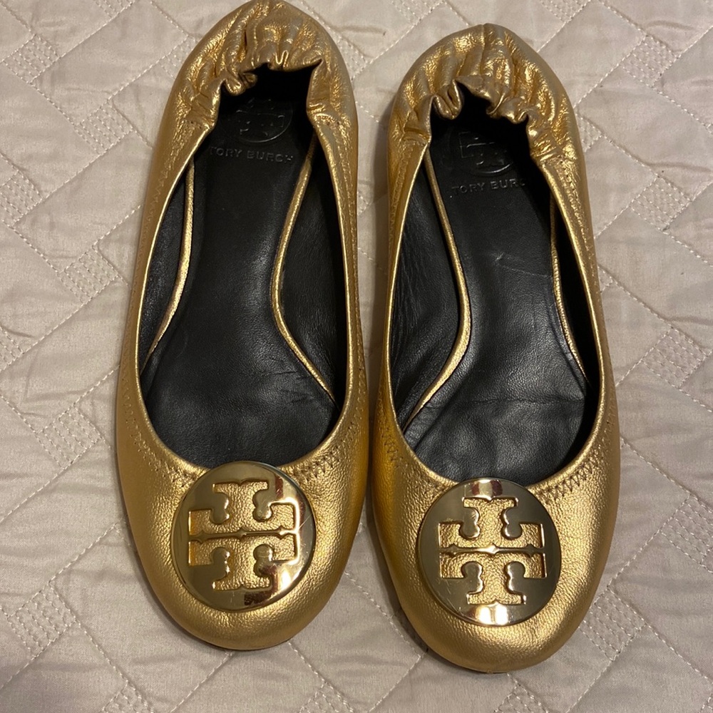EUC Tory Burch Ballet Flats in Gold